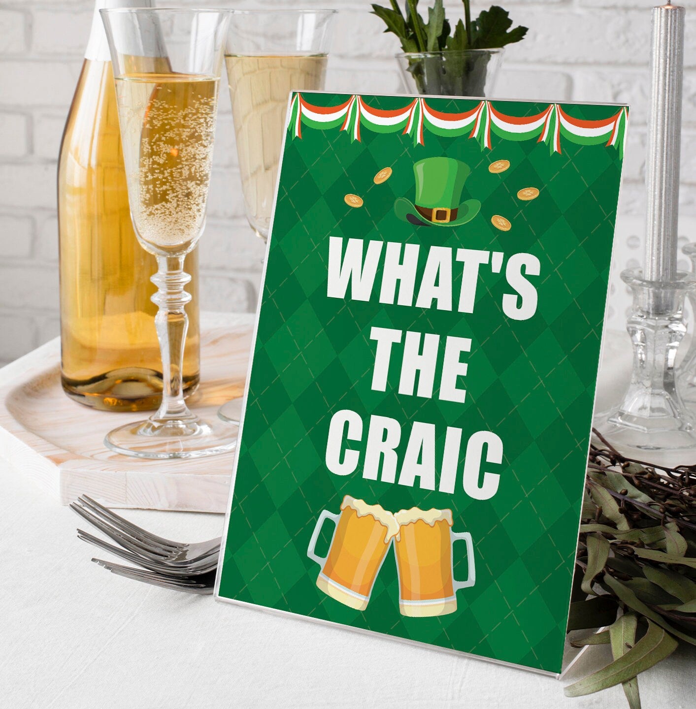 St. Patrick's Day Selfie Frame and Party Sign