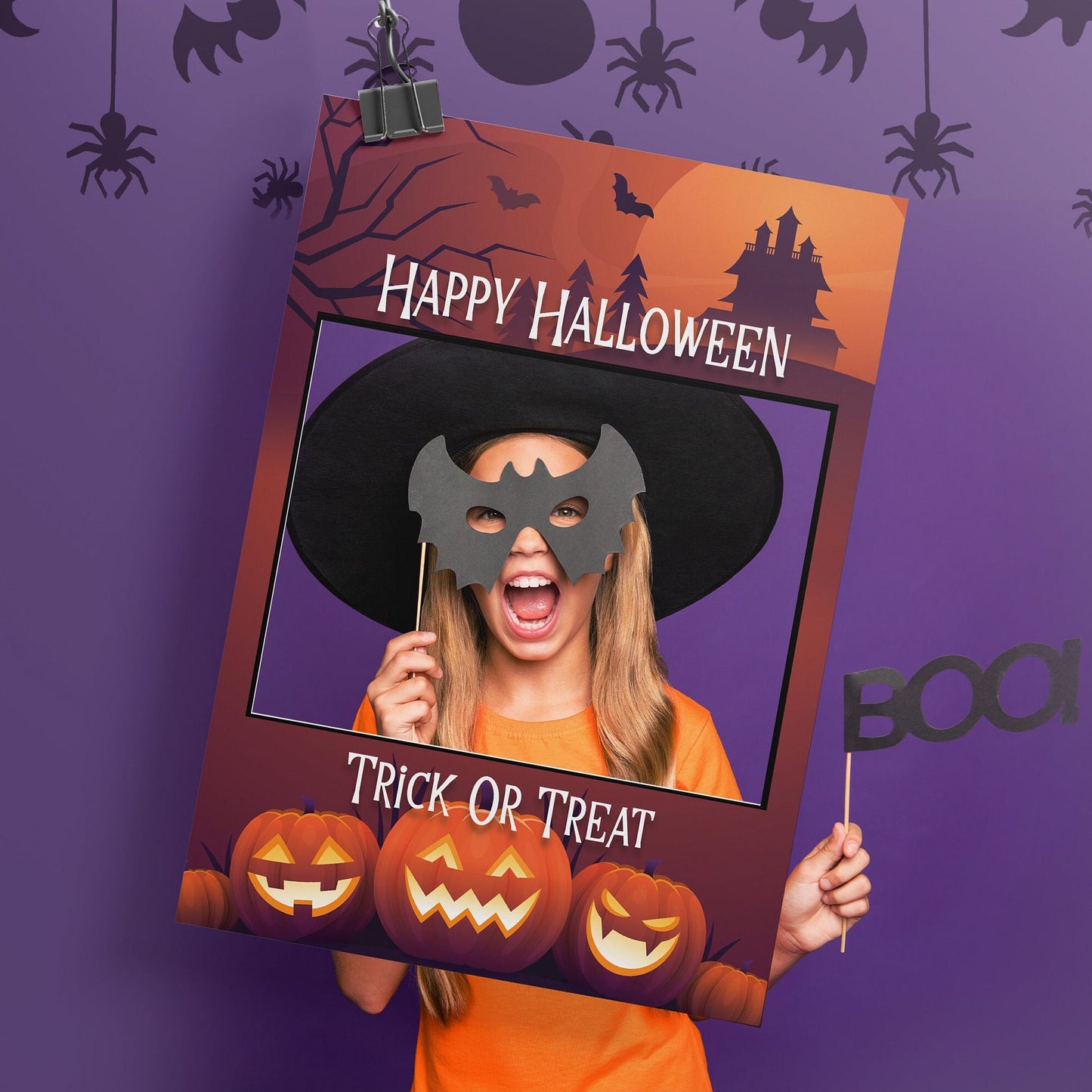 Spooky House Pumpkin Halloween Selfie Frame and Sign