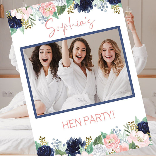 NAVY BLUSH Hen Party Selfie Frame