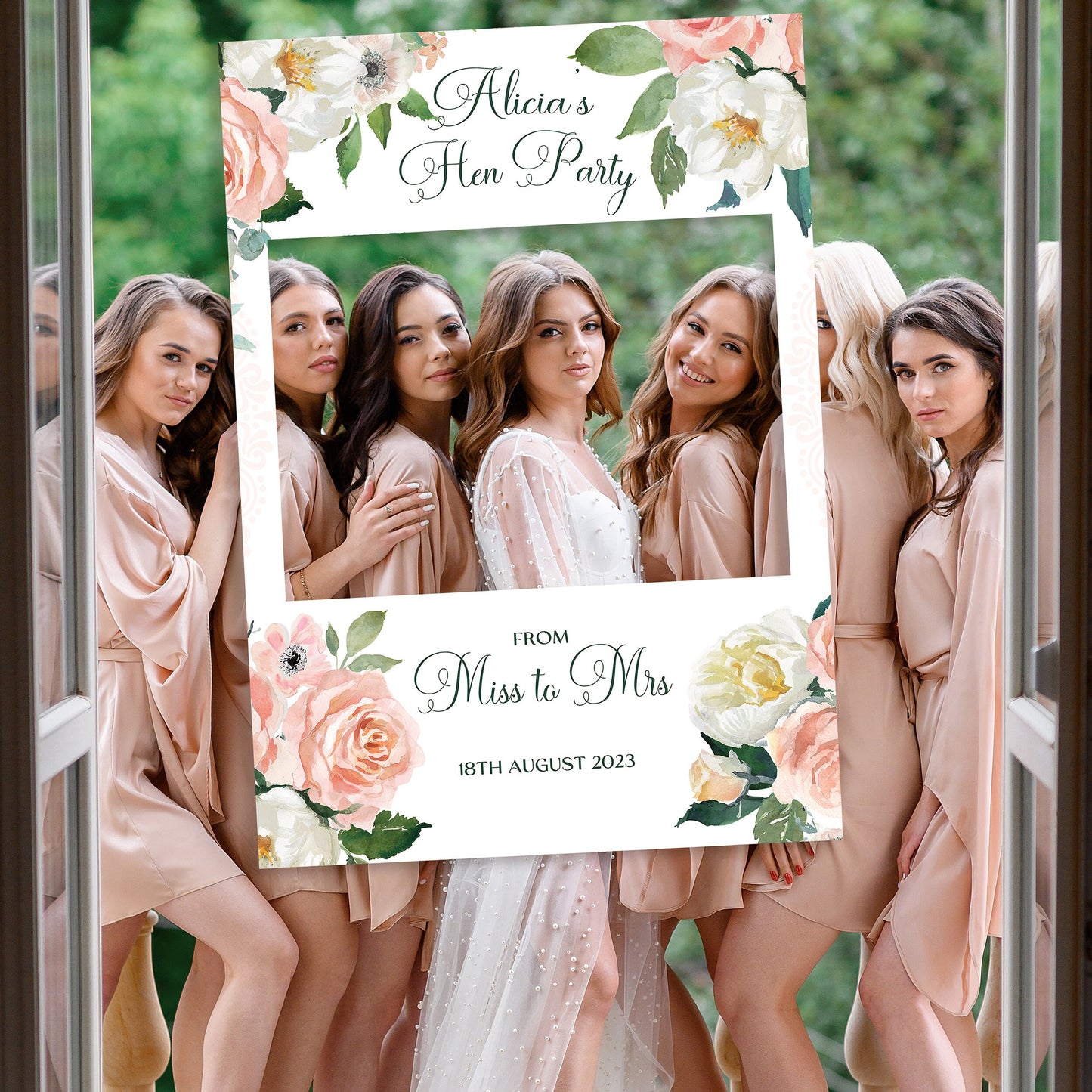 Blush Hen Party Selfie Frame and Party Sign