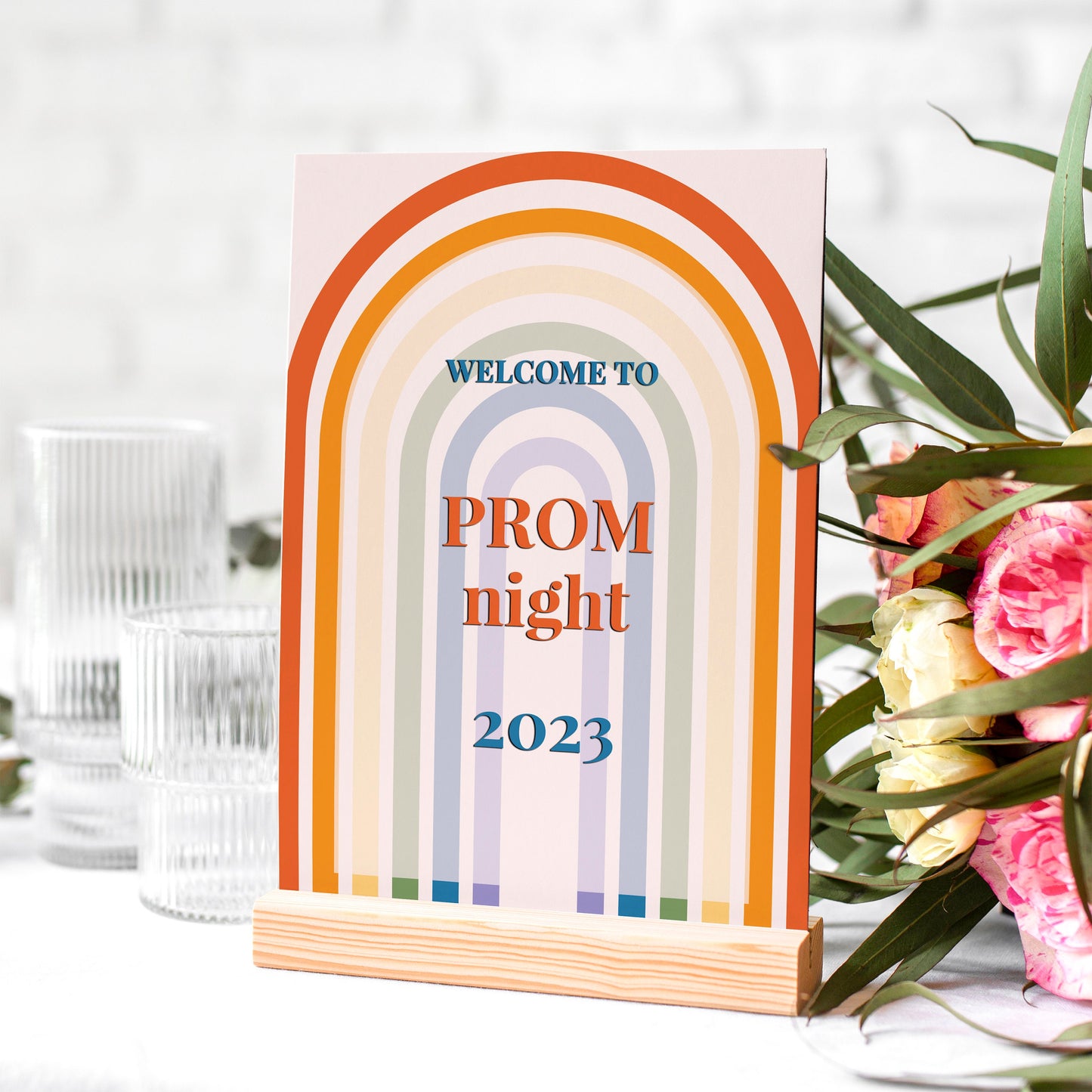 Rainbow Prom or Graduation Selfie Frame & Party Sign