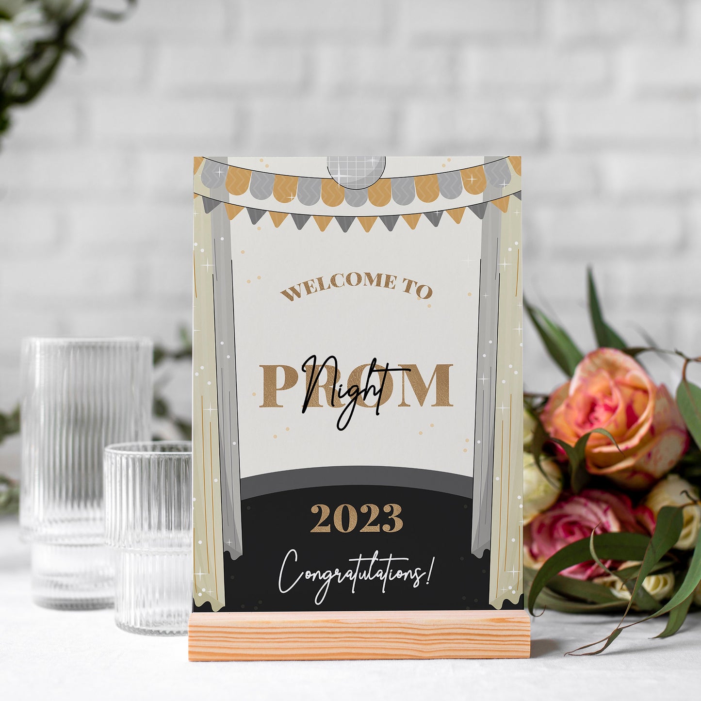 Prom Night or Graduation Selfie Frame & Party Sign